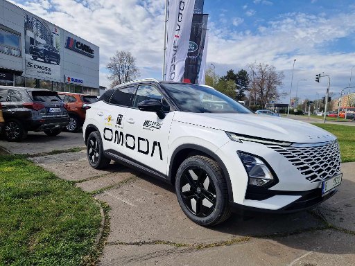 OMODA 5 - bílá - 682 000 Kč
